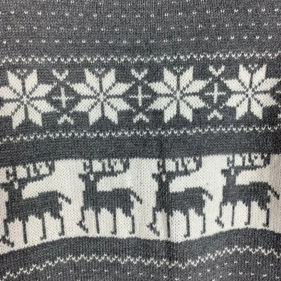 POL Nordic  Deer Sweater Womens Fair Isle Reindeer Holiday Christmas Small - Picture 8 of 9